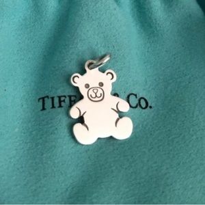 [Tiffany & Co] retired teddy bear pendant